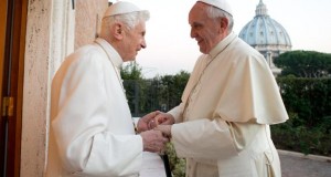 Pope Francis meets Benedict to exchange Christmas greetings