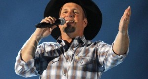 Garth Brooks to embark on world tour after more than 10 years
