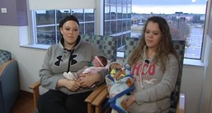 Best friends give birth four hours apart